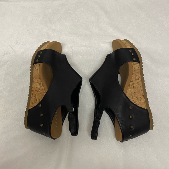 Bamboo Studded Slingback Wedge Sandals wom size 10 new Velcro strap 3” heels - Picture 7 of 11